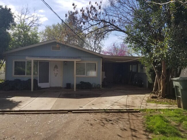 Building Photo - 1931 Heller Ln