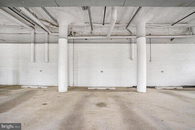 Building Photo - 21 S VALLEY FORGE Rd