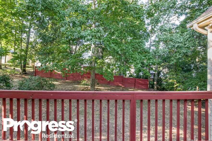 Building Photo - 4527 Avion Park