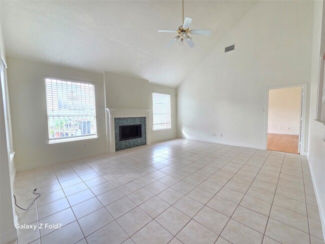 Building Photo - 8615 Barron Wood Cir E