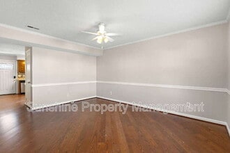 Building Photo - 1102 Palmerton Dr