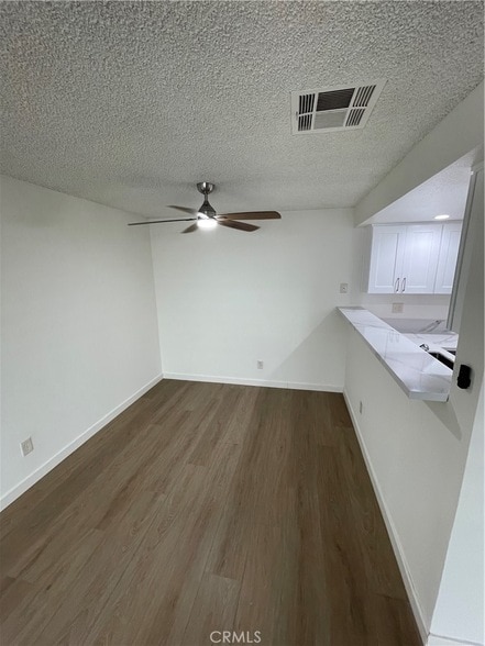 Building Photo - 621 N Kenwood St