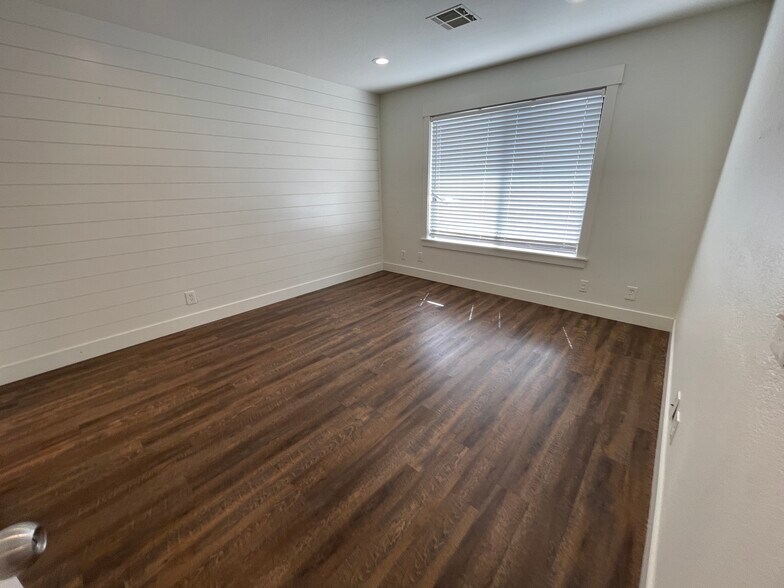 Building Photo - 6893 S Countrywoods Cir