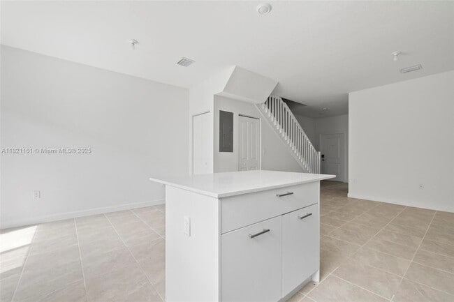Building Photo - 12154 NW 24th Ct