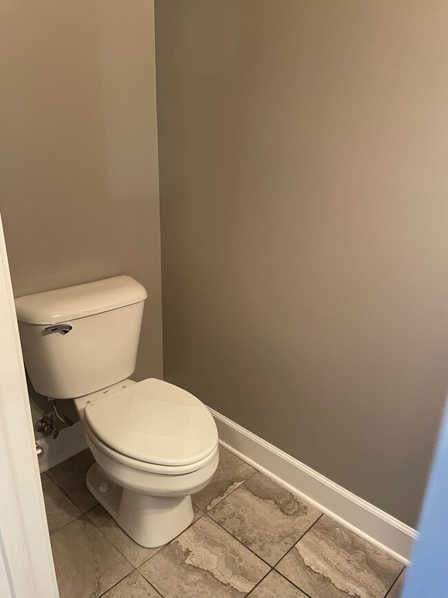 Building Photo - 940 Sunny Slope Trace