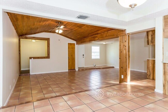 Building Photo - 5013 SW 90th Terrace