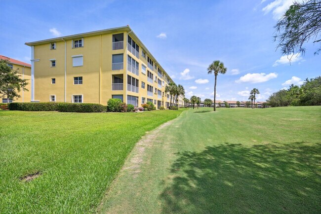 Building Photo - 6824 Sterling Greens Dr
