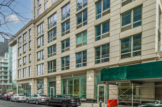 Building Photo - 5Pointz Apartments