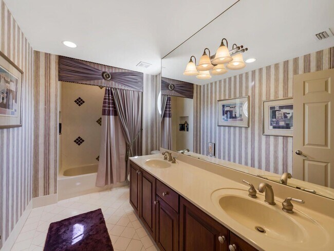 Building Photo - 8859 Hidden Acres Dr