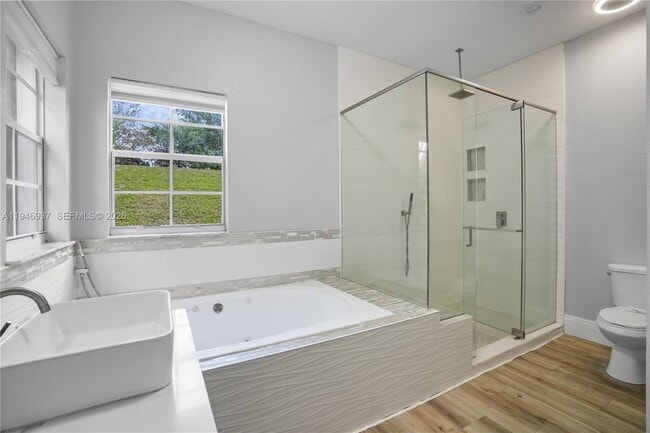 Building Photo - 4601 NW 121st Ave