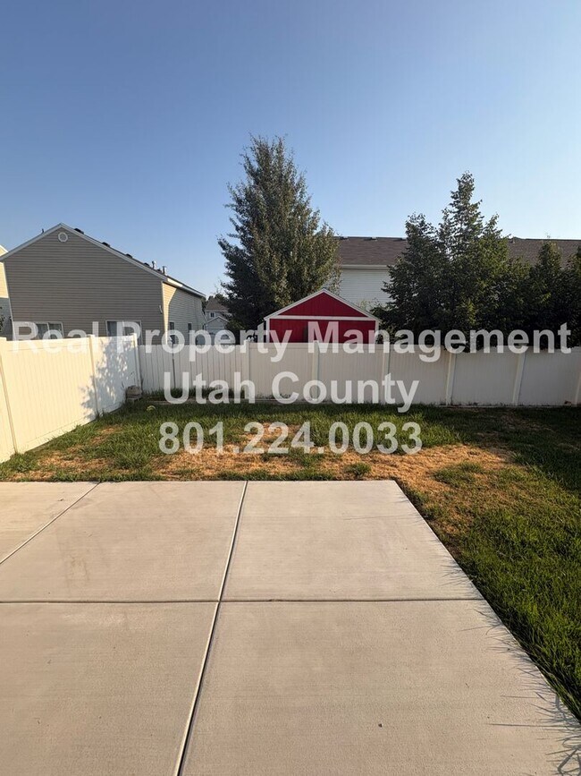 Building Photo - 1354 Dunmore Dr