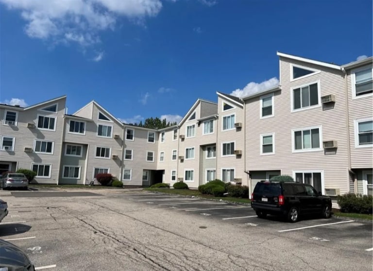 Building Photo - 200 Woodlawn Ave