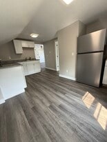 Building Photo - 1140 High Ave