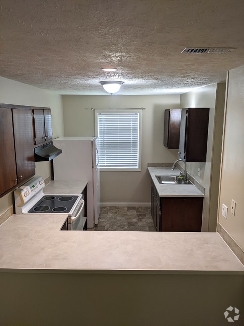 Building Photo - 5843 Aftonshire Dr