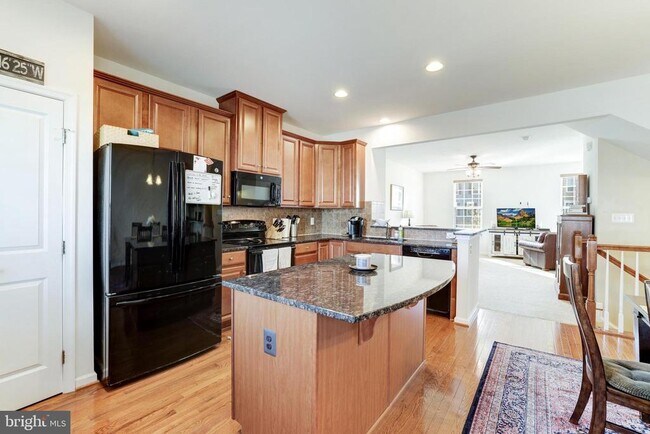 Building Photo - 7076 Mongoose Trail