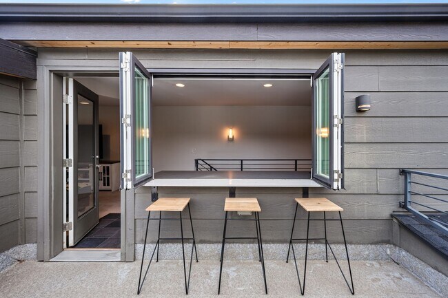 Building Photo - 3448 W 36th Ave