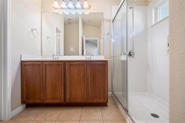 Building Photo - 708 Niobrara River Dr