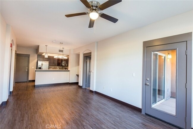 Building Photo - 24585 Town Center Dr