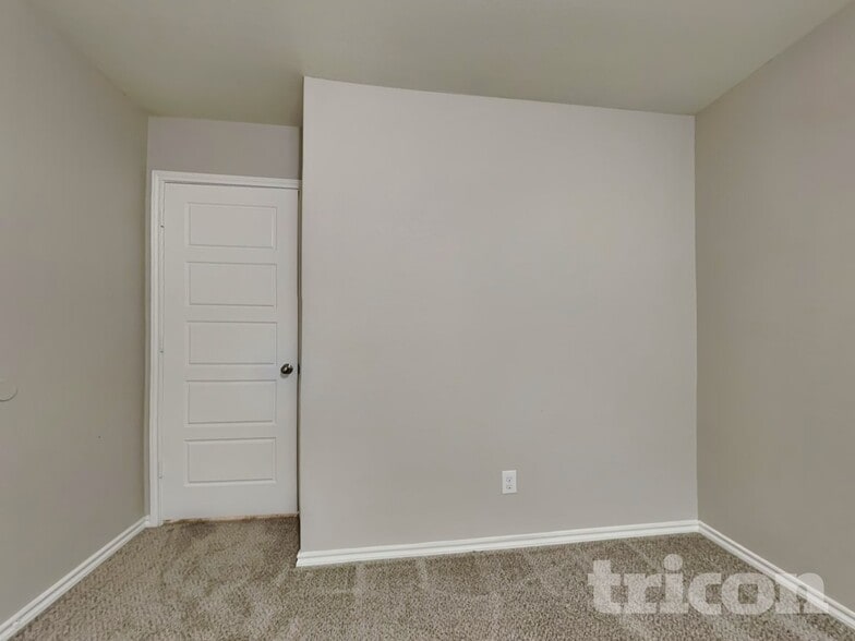 Building Photo - 3907 Josephs Run