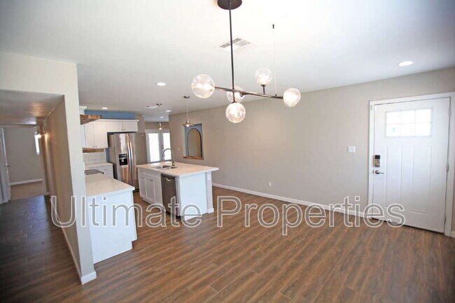 Building Photo - 17802 N 43rd Way