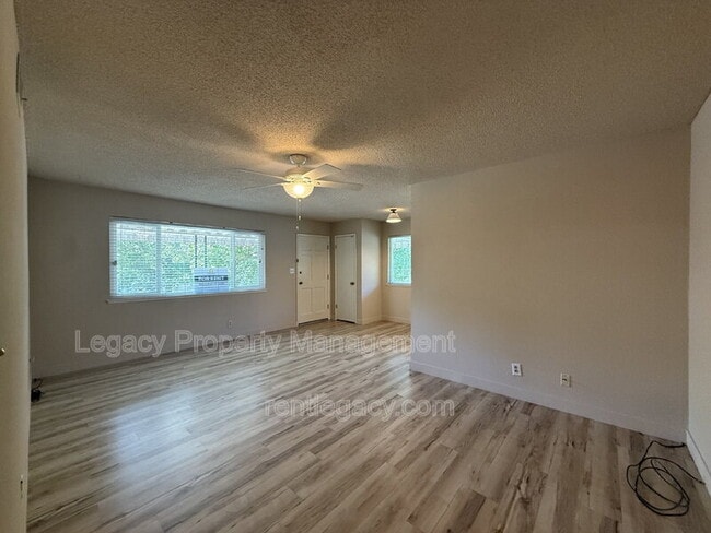 Building Photo - 5174 Connecticut Dr