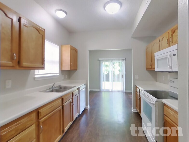 Building Photo - 11936 Locus Ln