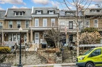Building Photo - 1917 Kenyon St NW