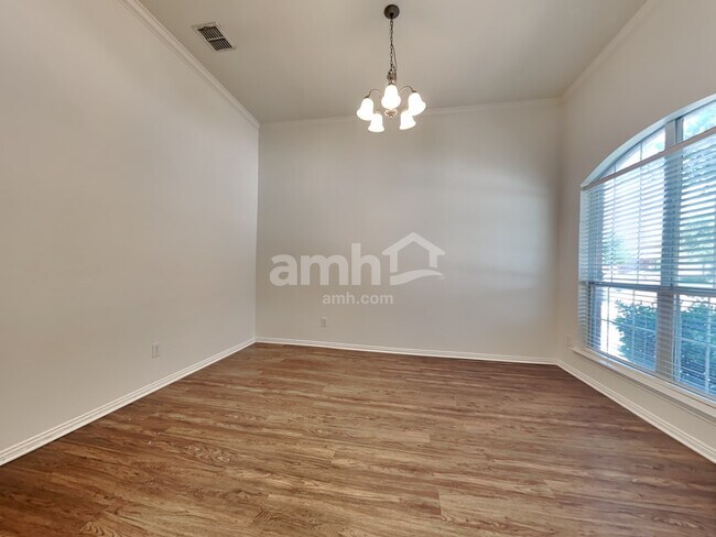 Building Photo - 2709 Evening Mist Dr