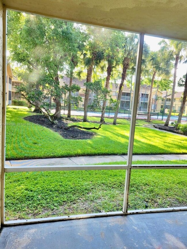 Building Photo - 1186 Coral Club Dr