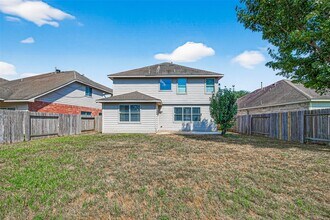 Building Photo - 2111 Castle Gardens Ln