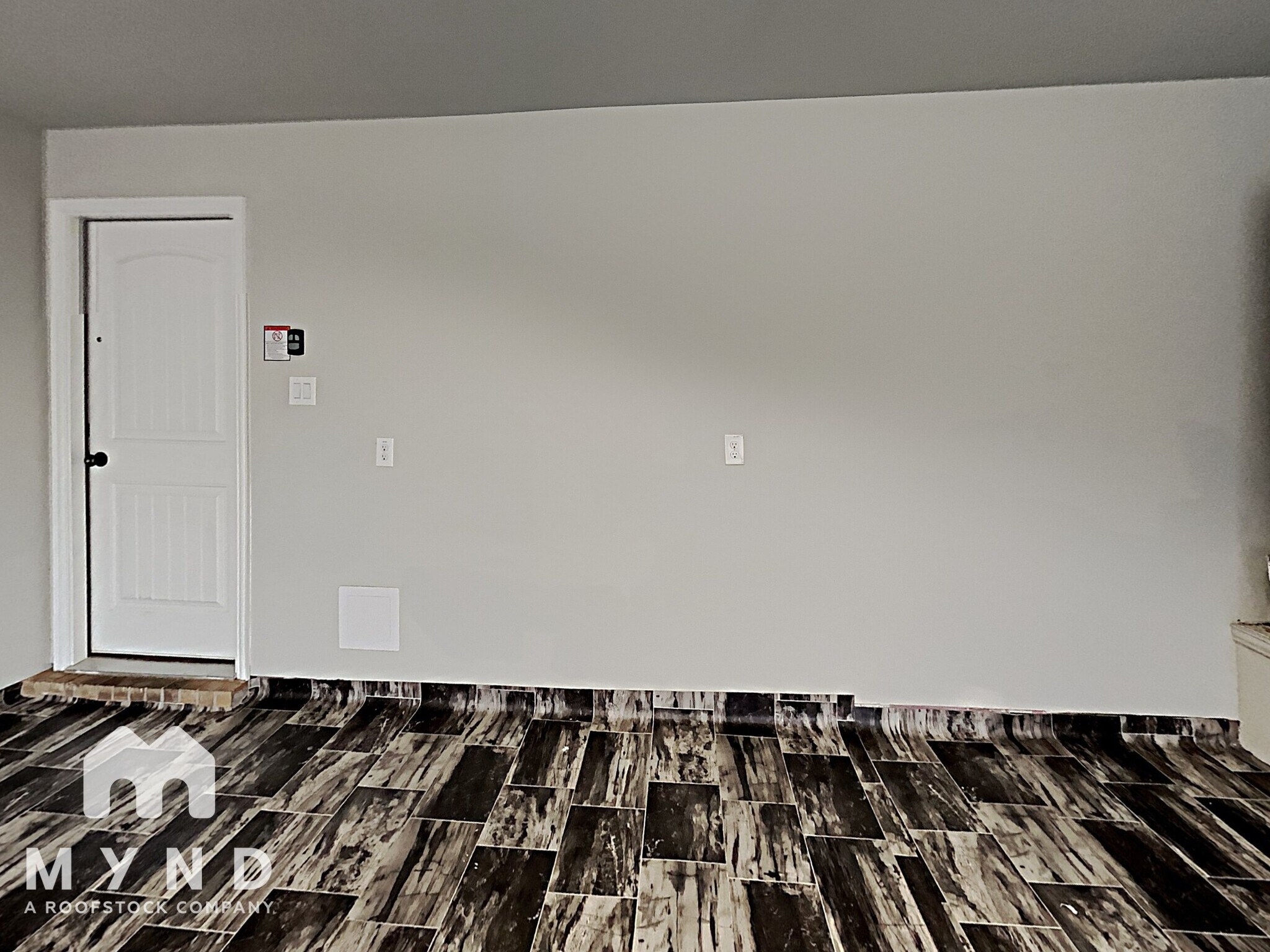 Building Photo - 868 Dartford Dr