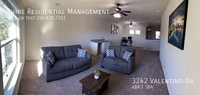 Building Photo - 3242 Valentino Dr