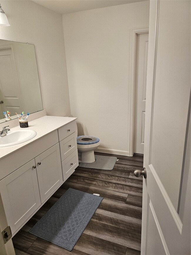 Building Photo - 5923 Grantgrala Dr