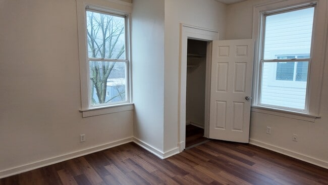 Building Photo - Renovated 3-Bed Gem Minutes to UC & Downtown – Bright, Clean, and Move-In Ready!