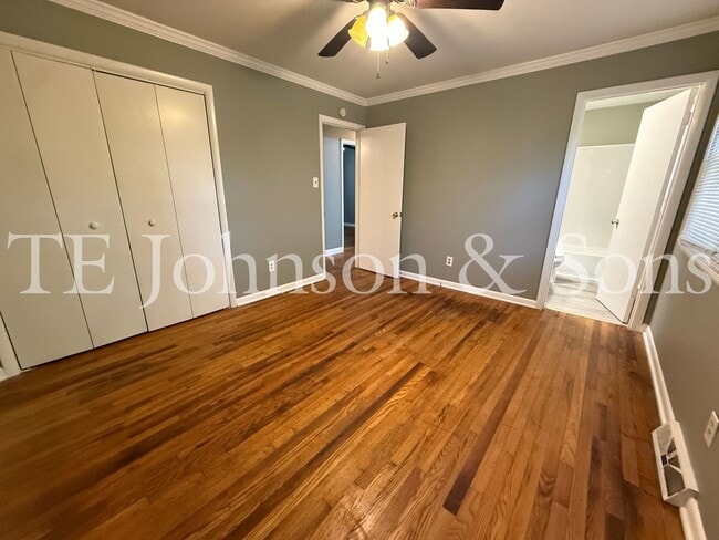 Building Photo - Charming 4 Bedroom in Winston Salem