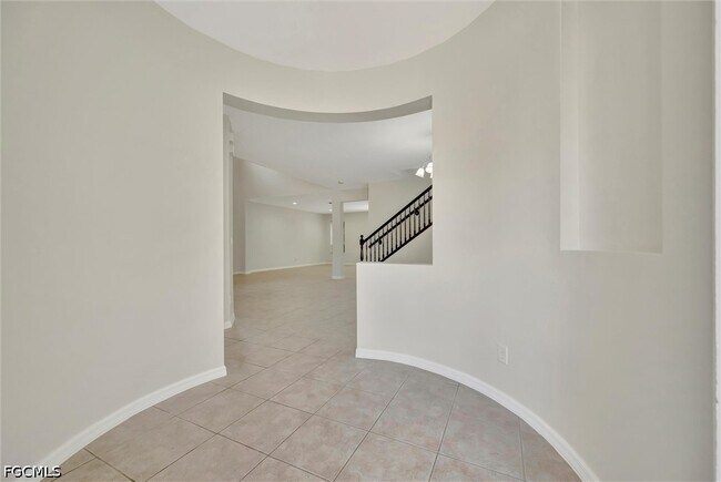 Building Photo - 10245 S Golden Elm Dr
