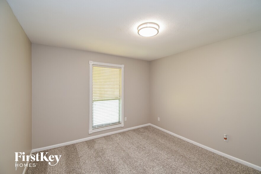 Building Photo - 10849 Knottingby Dr