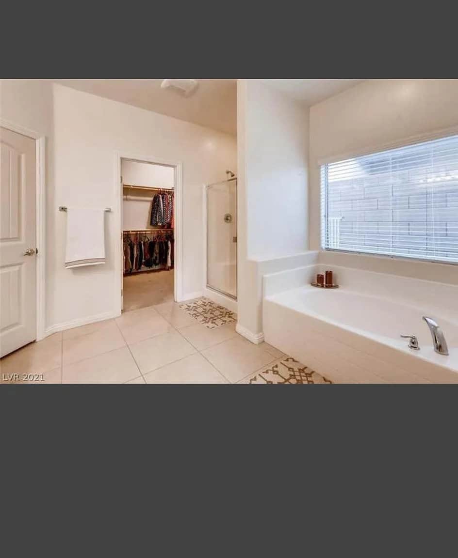 Building Photo - 9242 Wittig Ave