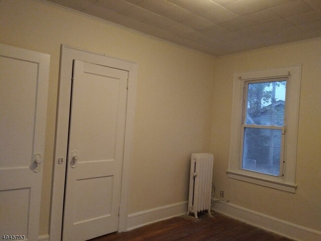 Building Photo - 185 Ellery Ave