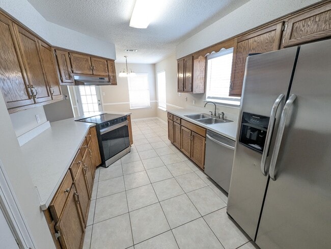 Building Photo - 8909 Colony Ridge Cir