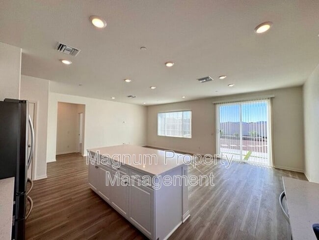 Building Photo - 22691 Hilltopper Wy