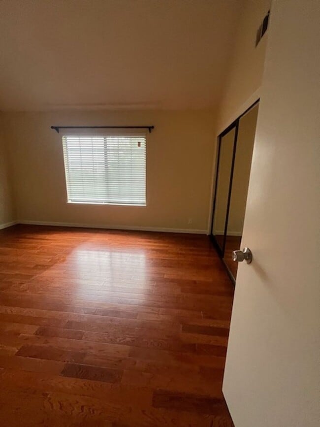 Building Photo - 14419 Outrigger Dr