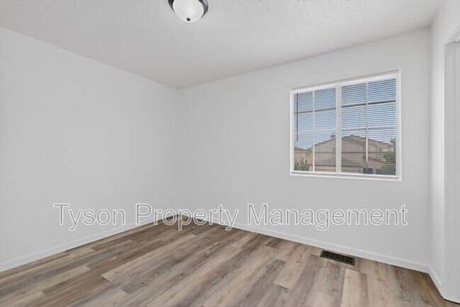 Building Photo - 10339 Vendaval Ave NW