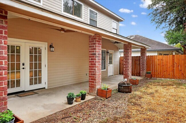 Building Photo - 4430 Cedar Pass Dr