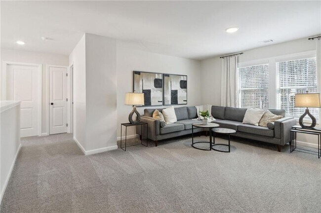 Building Photo - 396 Rodeo Dr