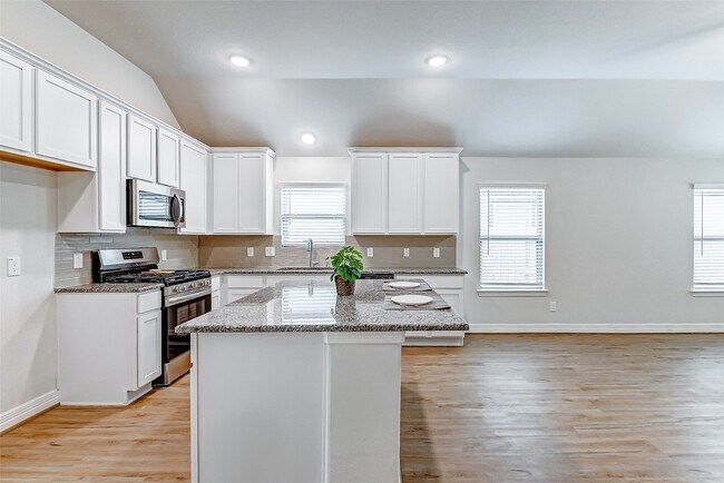 Building Photo - 8443 Red Shiner Wy