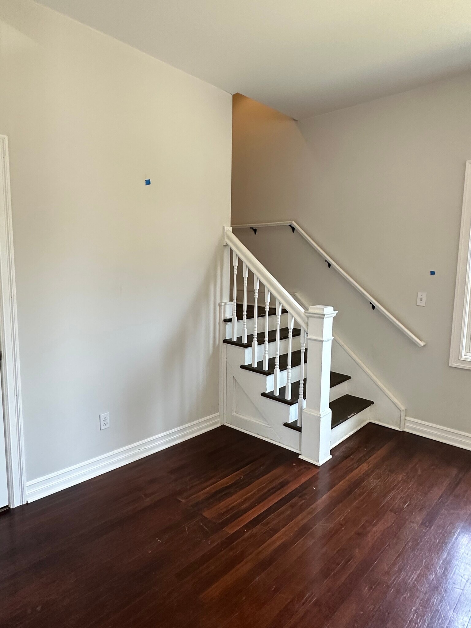 Building Photo - 125 Division St