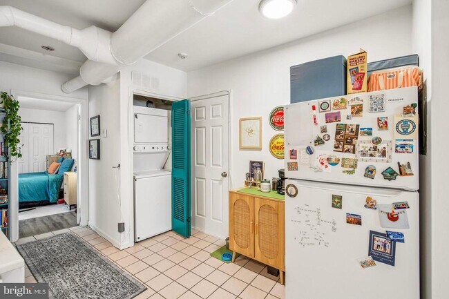 Building Photo - 117 Green Ln