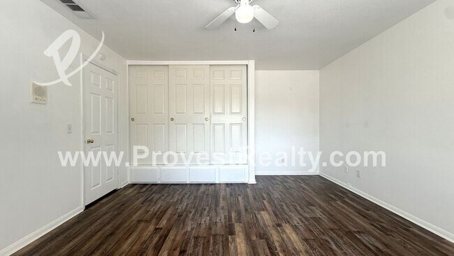 Building Photo - 10184 Smoke Tree Rd