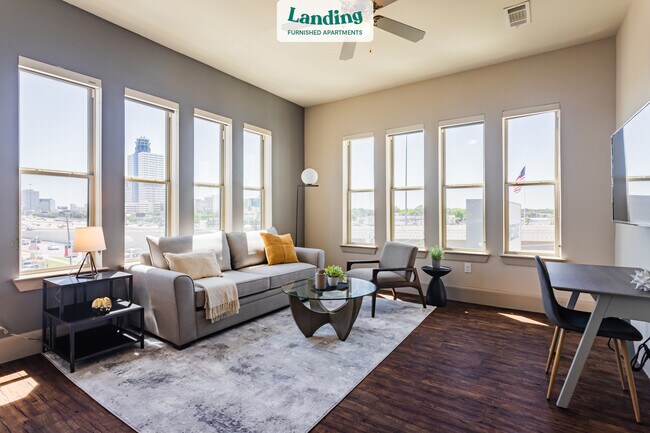 Building Photo - 10300 Katy Fwy